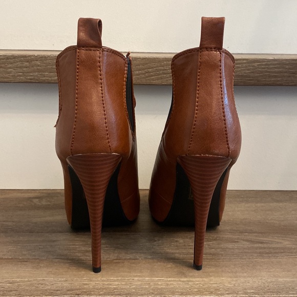 NIB sz10 Peep Toe Ankle Boot cognac brown - Picture 4 of 9